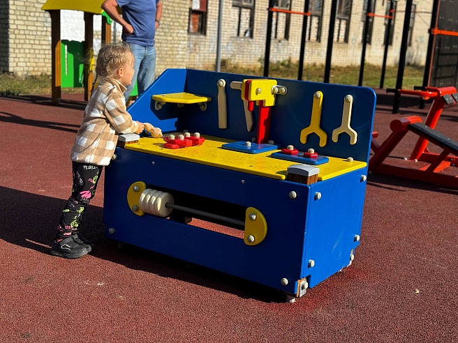 В Ртищеве благоустроили детскую и спортивную площадки