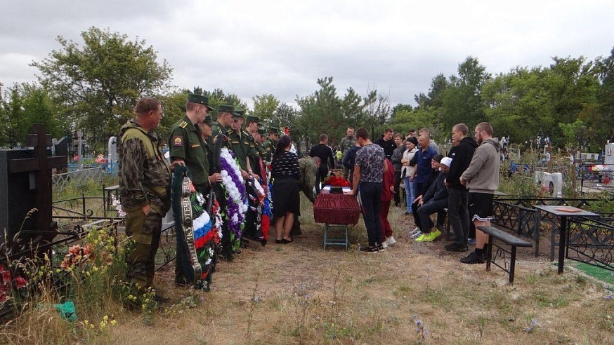 В зоне СВО погиб контрактник из Хвалынского района