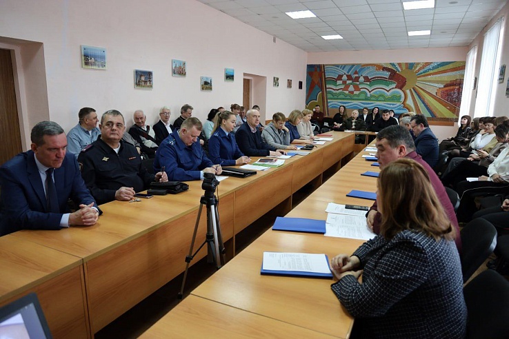 Александр Бурмак единогласно избран главой Красноармейского района