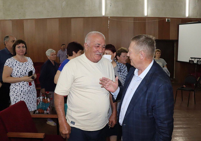 В Ершовском районе отремонтируют дорогу к посёлку Новосельский