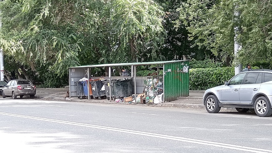 В Саратове исчезают мусорные баки