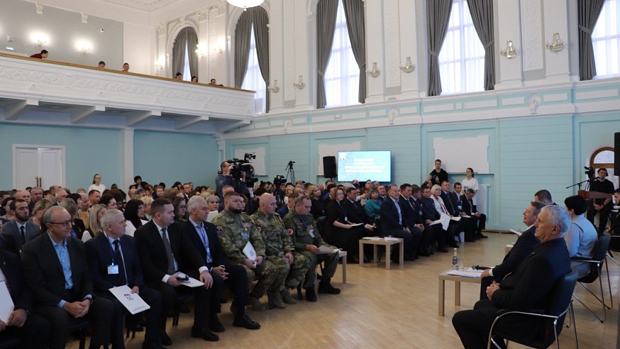 Николай Панков: "Наша страна сталкивается с вызовами - это требует от нас ответственности и эффективности"