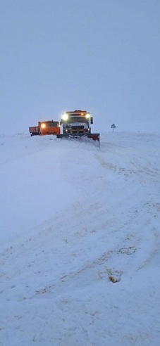 В Саратовской области около 1000 спецмашин устраняют последствия снегопада 