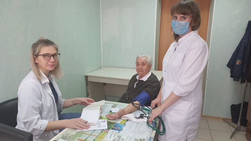 По инициативе Николая Панкова саратовские медики провели осмотр жителей Озинского района