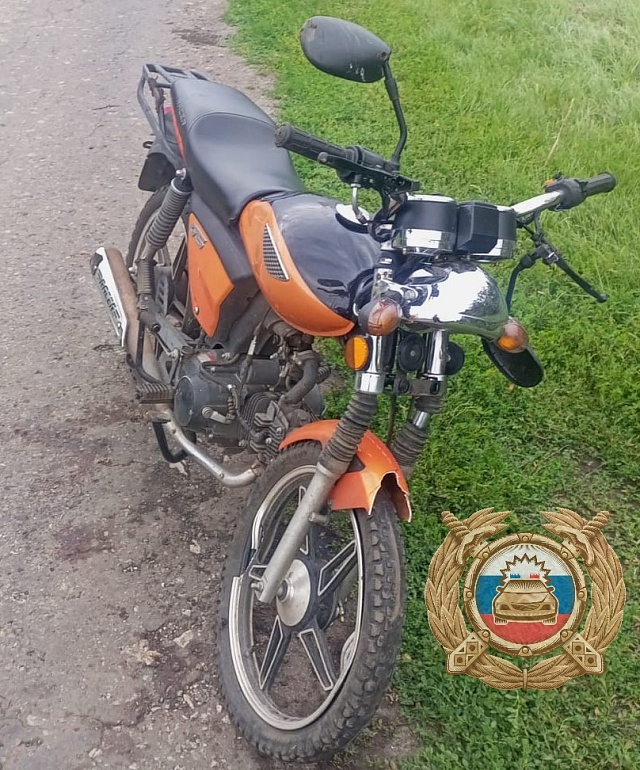 В ДТП с двумя мопедами под Саратовом пострадал 15-летний юноша