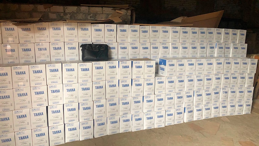 Саратовские полицейские нашли в гаражах 18 тысяч литров контрафактного алкоголя
