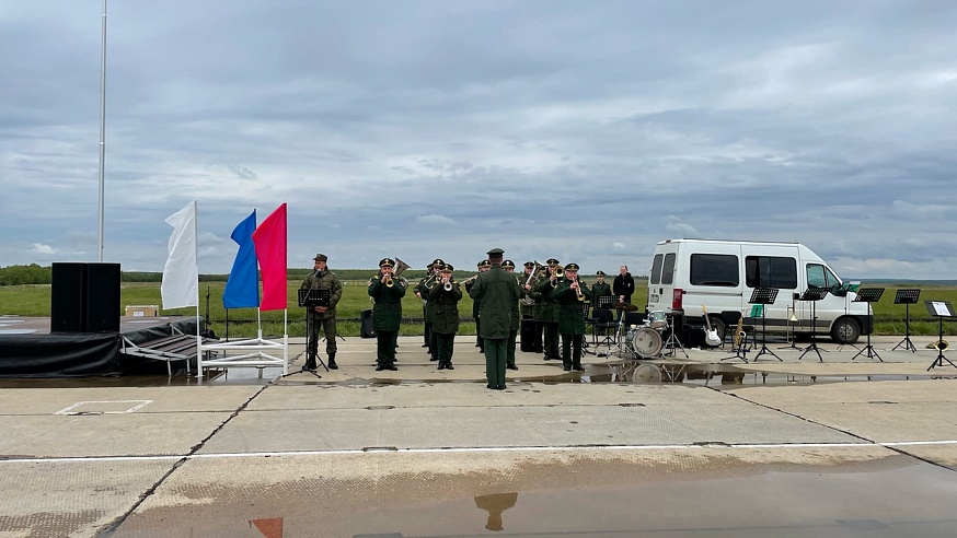 В Саратовскую область прибыли две команды артиллеристов