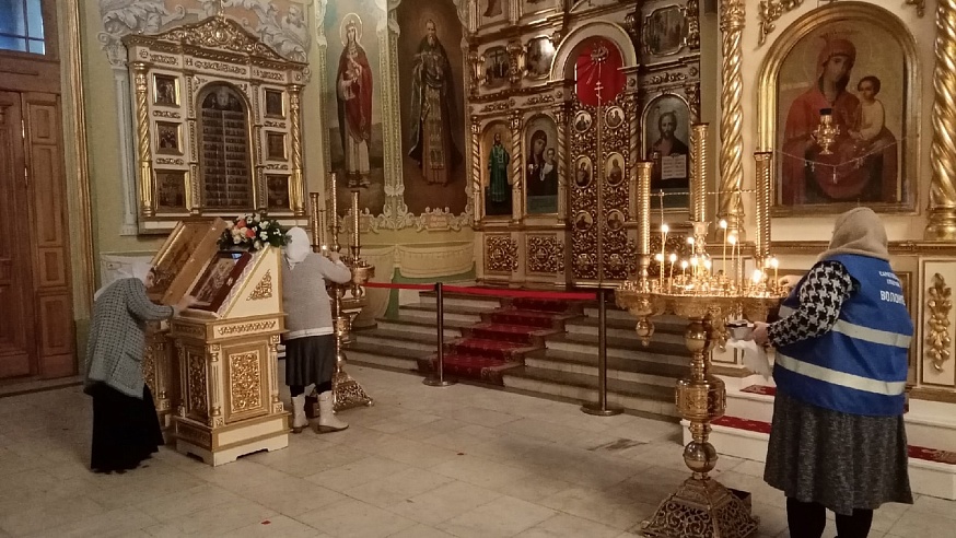 В саратовских храмах начались вечерние службы перед Крещением
