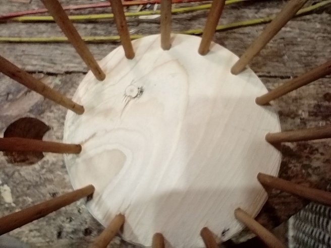 Житель Маркса стал победителем Всероссийского фестиваля по лозоплетению