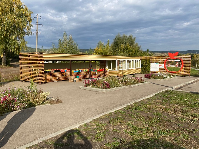 Продолжается благоустройство общественных территорий в Хвалынске