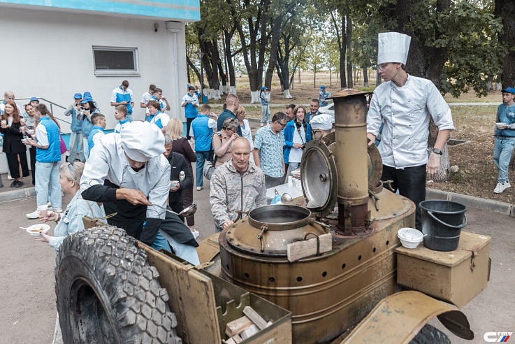 «Поехали!»: в саратовском аэроклубе прошла церемония посвящения в студенты первокурсников СГТУ