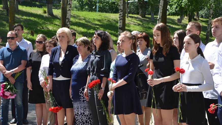 В Саратове увековечили память погибших на Украине земляков