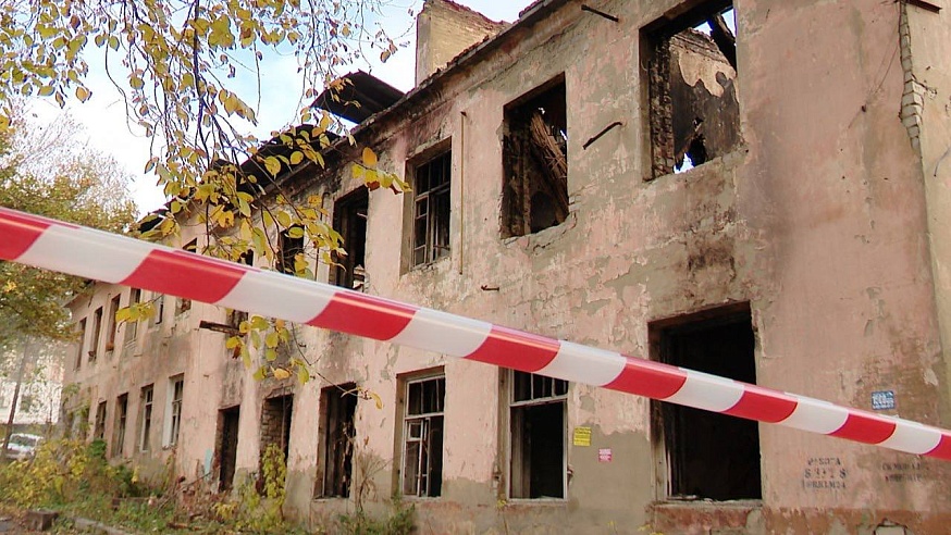 В Ленинском районе Саратова продолжают сносить аварийные дома