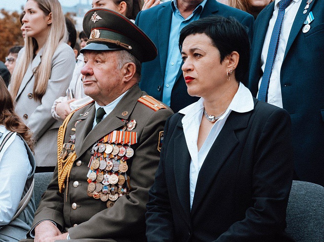 25 саратовцев занесены на обновленную Доску почета