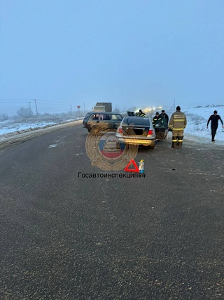 В Саратове в двух утренних ДТП пострадали два человека