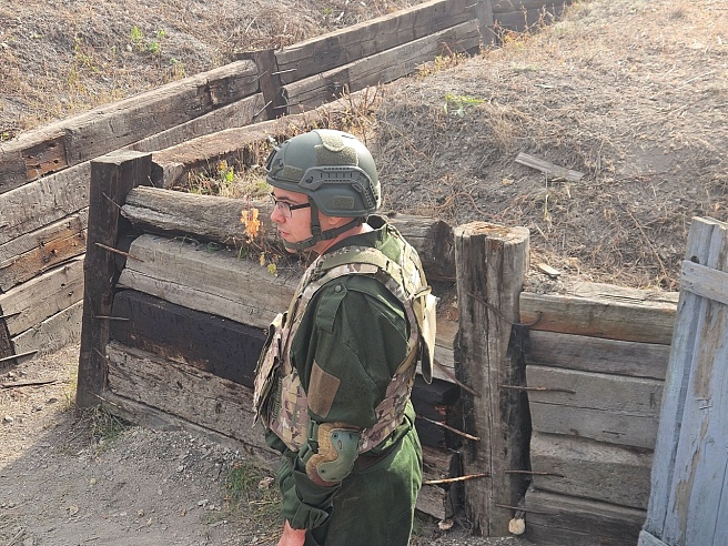 Саратовских студентов учат бросать гранаты