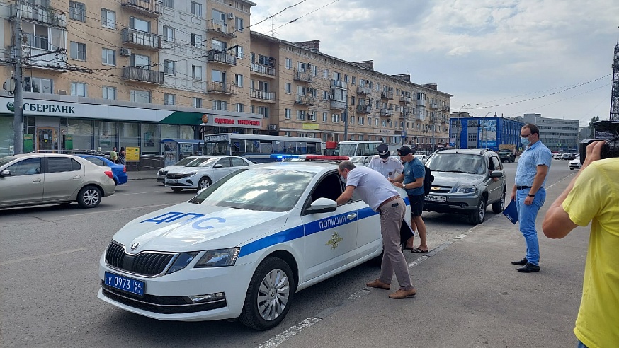 Саратовских водителей оштрафовали на 100 тысяч рублей за отсутствие масок