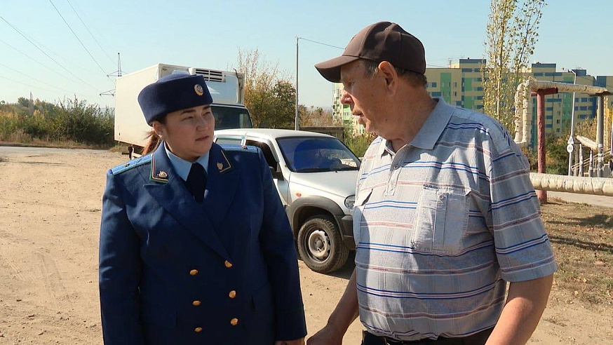 В Ленинском районе уже пять месяцев не ремонтируют провалившуюся дорогу