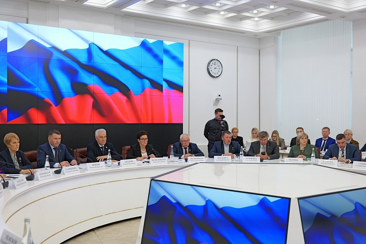 "Единая Россия" предложила губернатору Бусаргину программу поддержки бизнес-инициатив