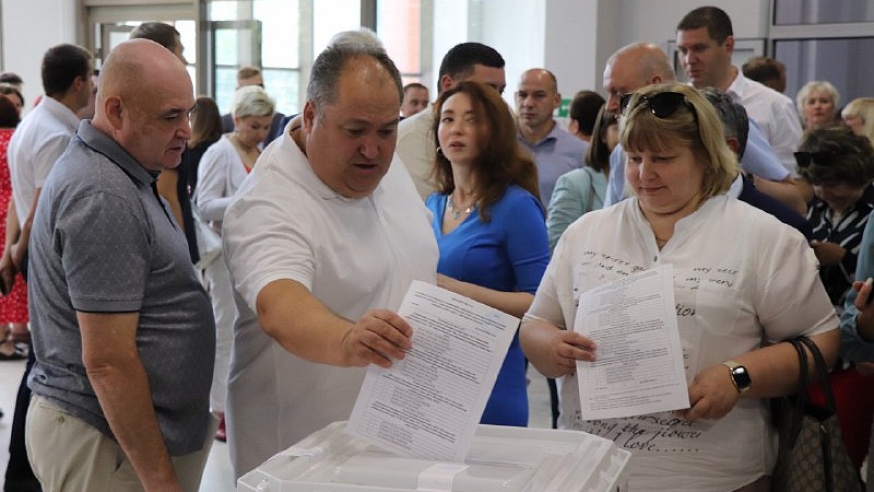 "Единая Россия" утвердила список кандидатов по единому избирательному округу на выборы в Саратовскую областную Думу