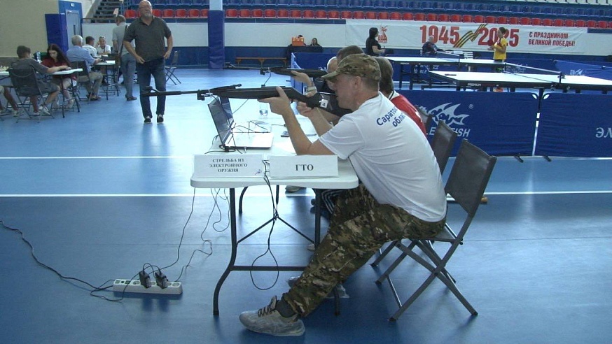 В Саратове проходит фестиваль спорта среди ветеранов СВО