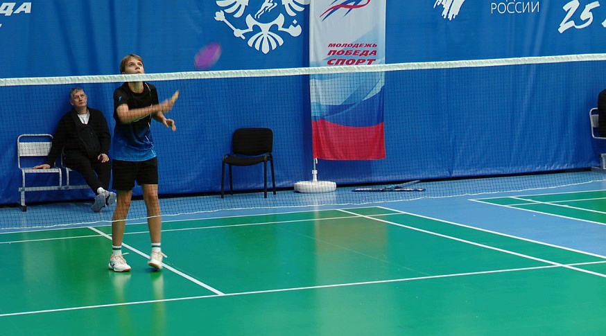В Саратове стартовал 30-й турнир по бадминтону «Хрустальный волан»