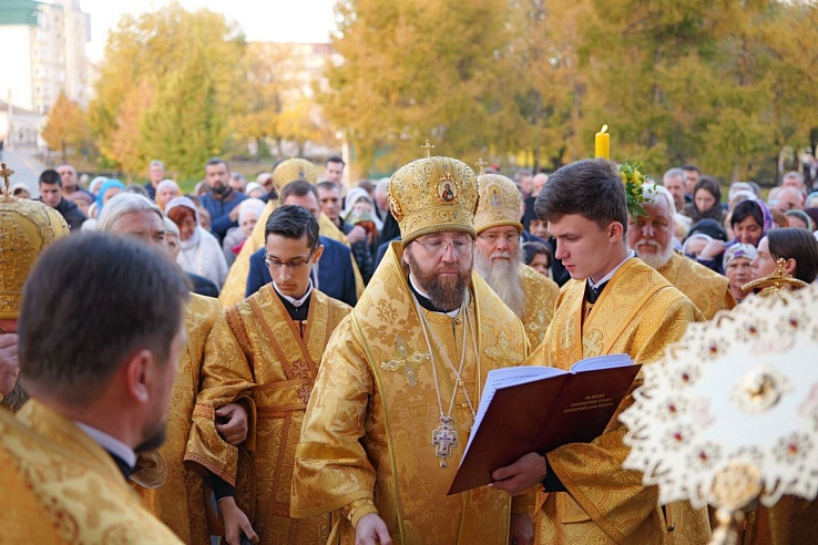 В Энгельсе освятили 200-летний храм