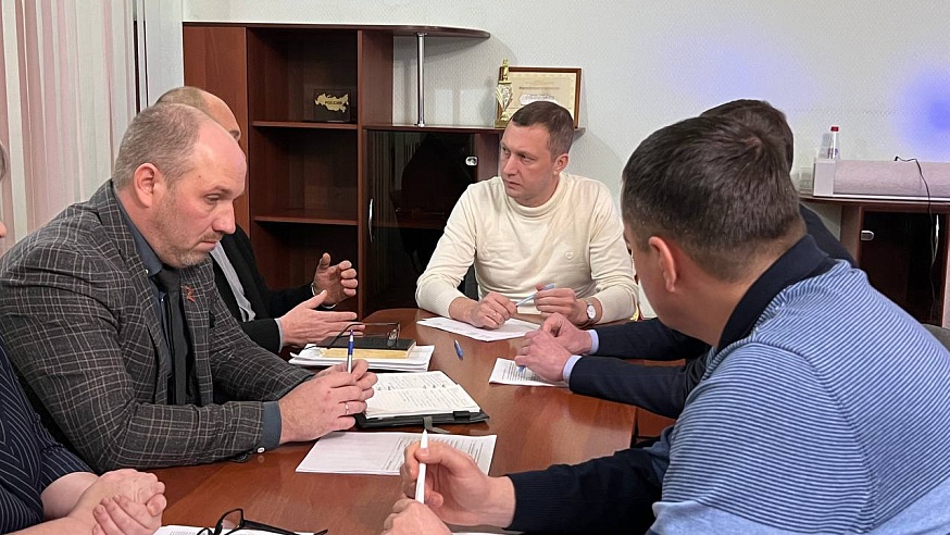 Панков: «Поручил депутатской группе активнее заниматься решением проблем жителей Новоузенска»