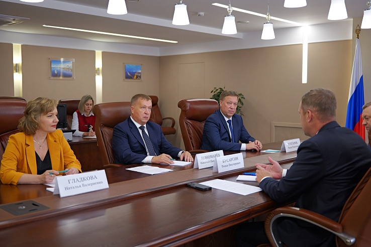 Губернатор Бусаргин обсудил с федеральным чиновником сохранение экосистемы рек в Саратовской области