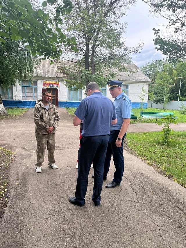 В детском лагере "Орленок" в Саратовской области зафиксирована вспышка кишечной инфекции