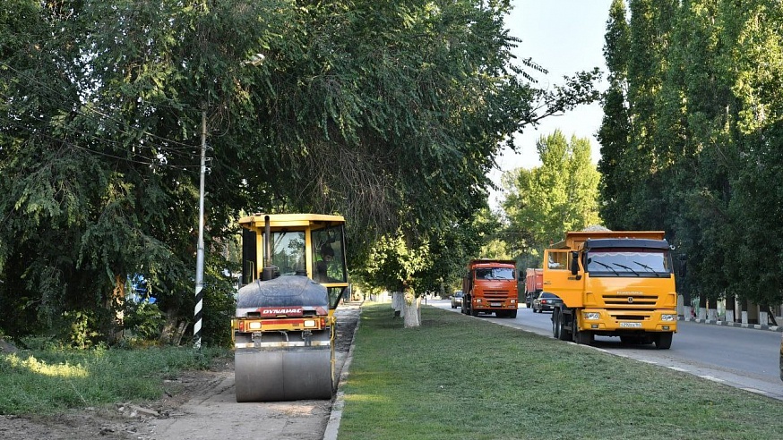 В Марксе до осени отремонтируют 4 километра тротуаров