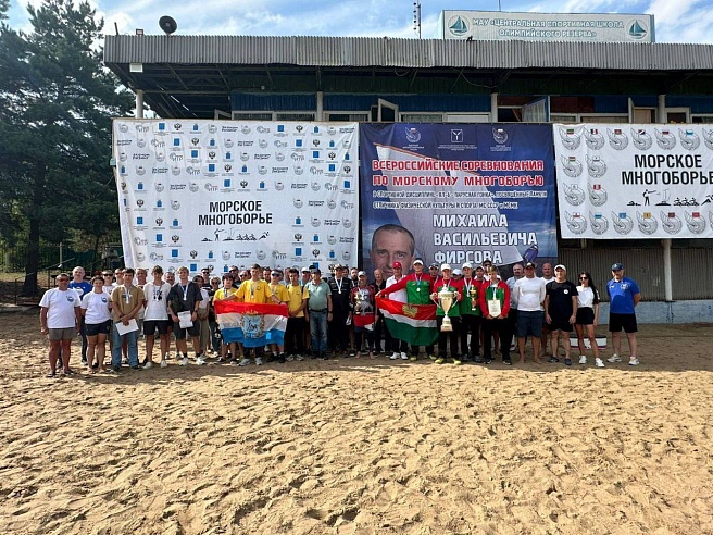 Саратовцы завоевали "серебро" на соревнованиях по морскому многоборью
