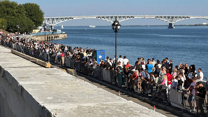 "Роллинг Мото" подарил саратовцам в день города праздник эндуро