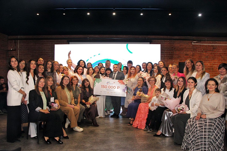 Саратовская мама-предприниматель получила 150 тысяч рублей на свадебное агентство