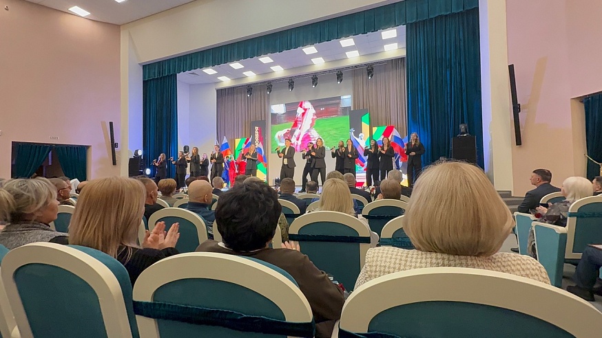 Корреспондент телеканала "Саратов 24" занесена на областную доску почета