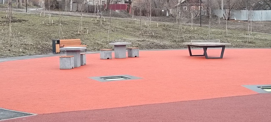 Сквер на Прессовой превратили в универсальную зону отдыха