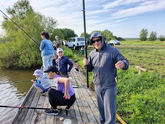 В Петровском районе рыбаки соревновались в улове