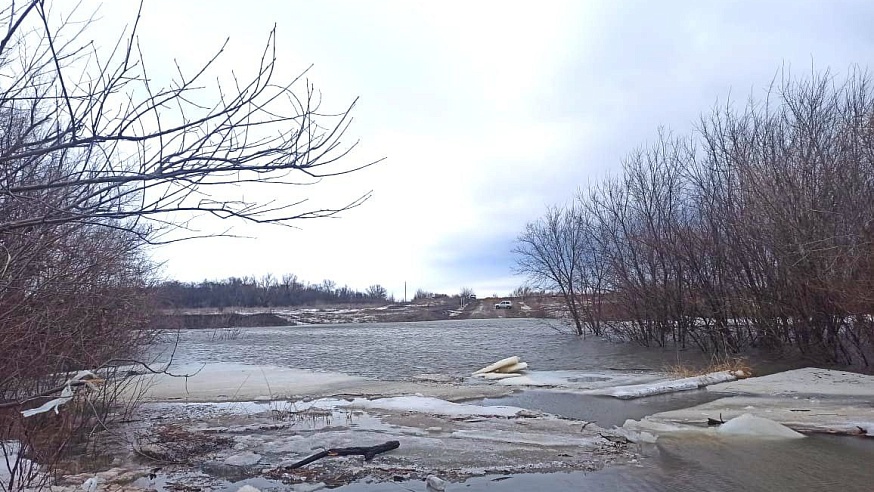 Из-за паводка в Саратовской области перекрыты 6 участков дорог