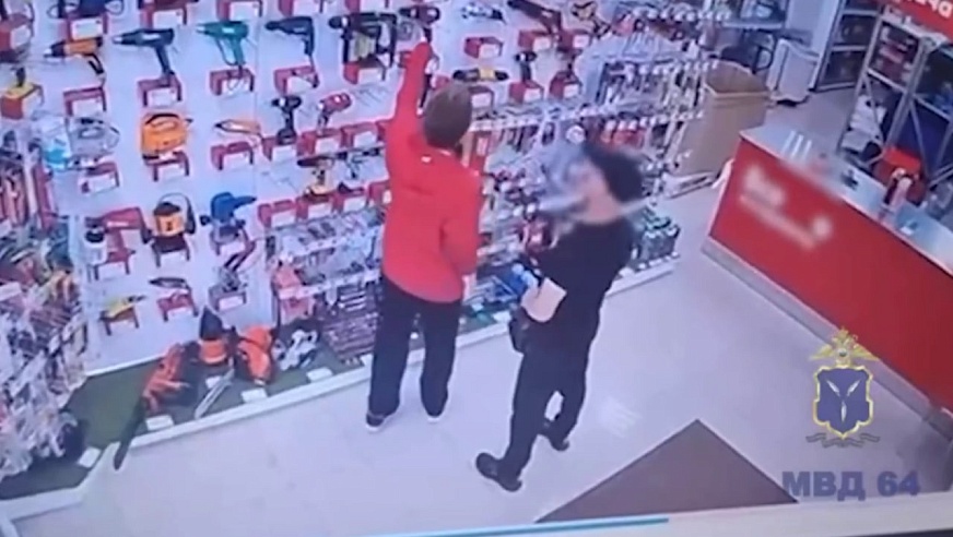 Ранее судимый саратовец похитил аккумуляторную дрель и продал за копейки