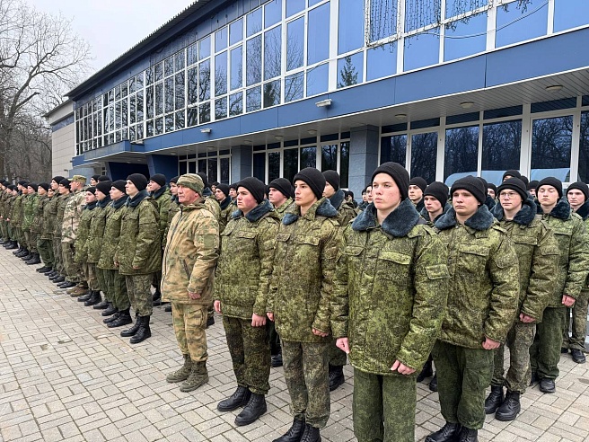 В Саратове открыли первую смену учебных сборов в военно-тактическом городке