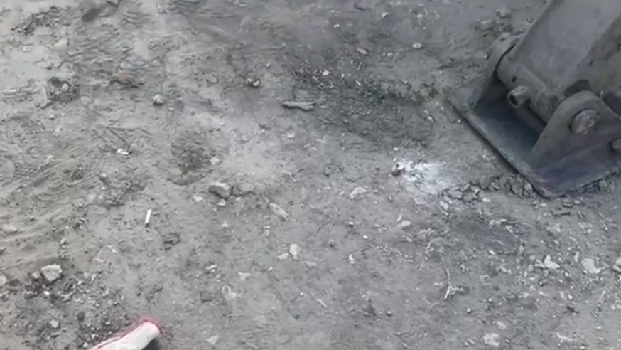 В Заводском районе рабочему на ногу опустилась опора экскаватора