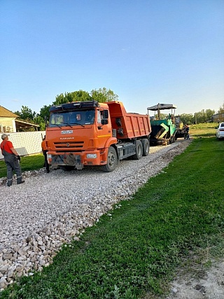 В Саратовской области приводят в порядок сельские дороги