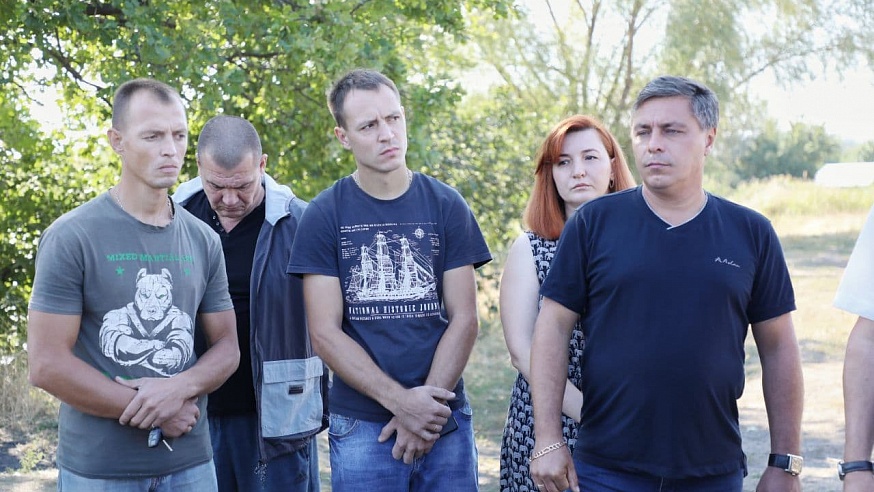 Жители Воробьевки пожаловались Володину на отсутствие воды, газа и дорог