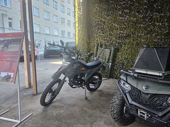 В Саратове в торжественной обстановке открыли высшее военное училище химзащиты