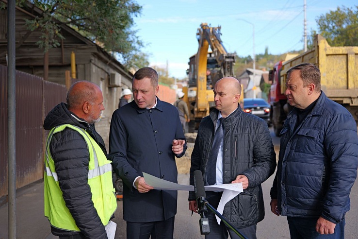 В Саратове модернизируют 1,7 км водопровода на Соколовой