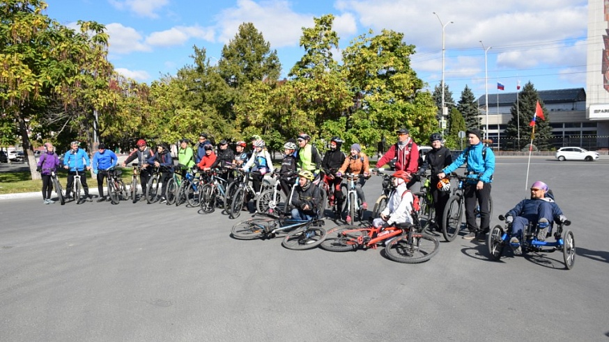 Саратовцы приняли участие в велопробеге в честь Дня города