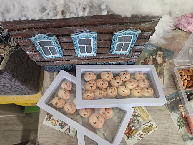 Саратовская мастерица делает грибы из ваты