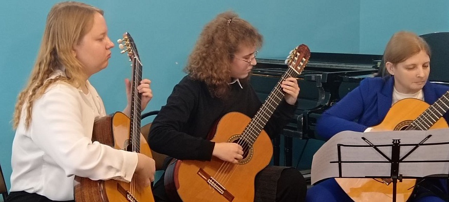 Саратовская гитаристка стала лучшей на международном конкурсе