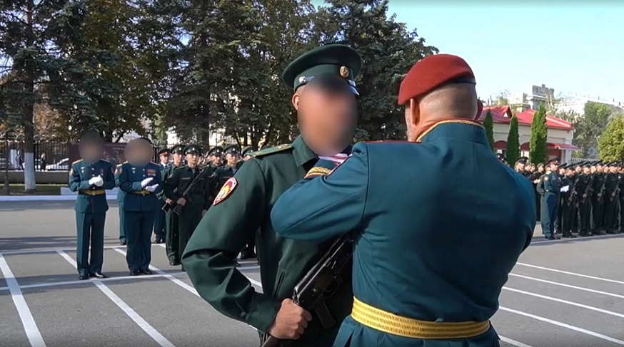 В Саратовском институте Росгвардии более 160 курсантов приняли военную присягу