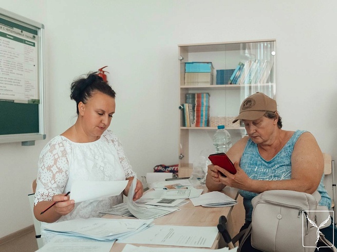 Более сотни саратовцев обратились за помощью в штаб для жильцов обрушившегося дома на Блинова